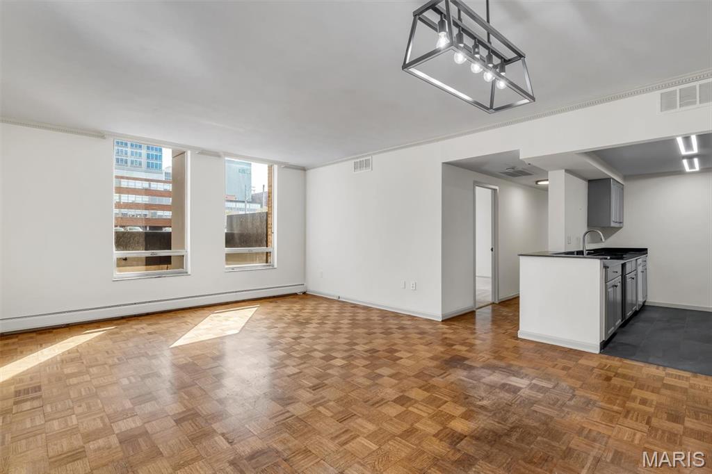 Park Tower Condo - Residential