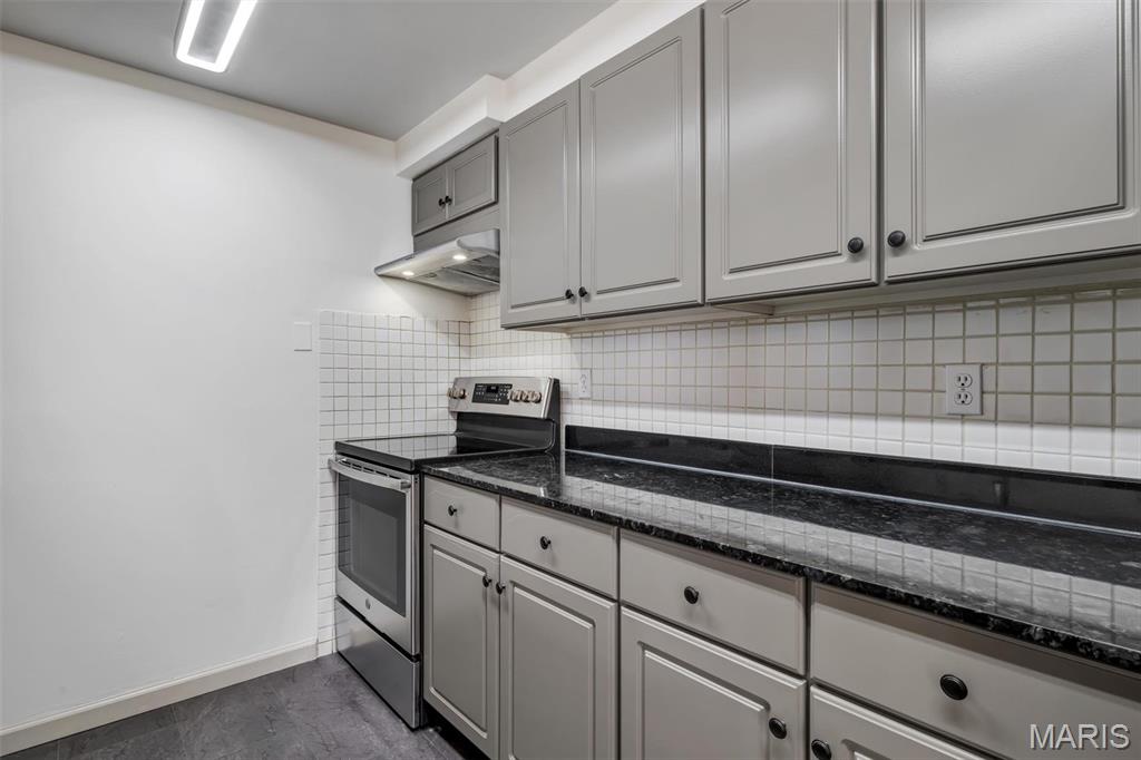 Park Tower Condo - Residential