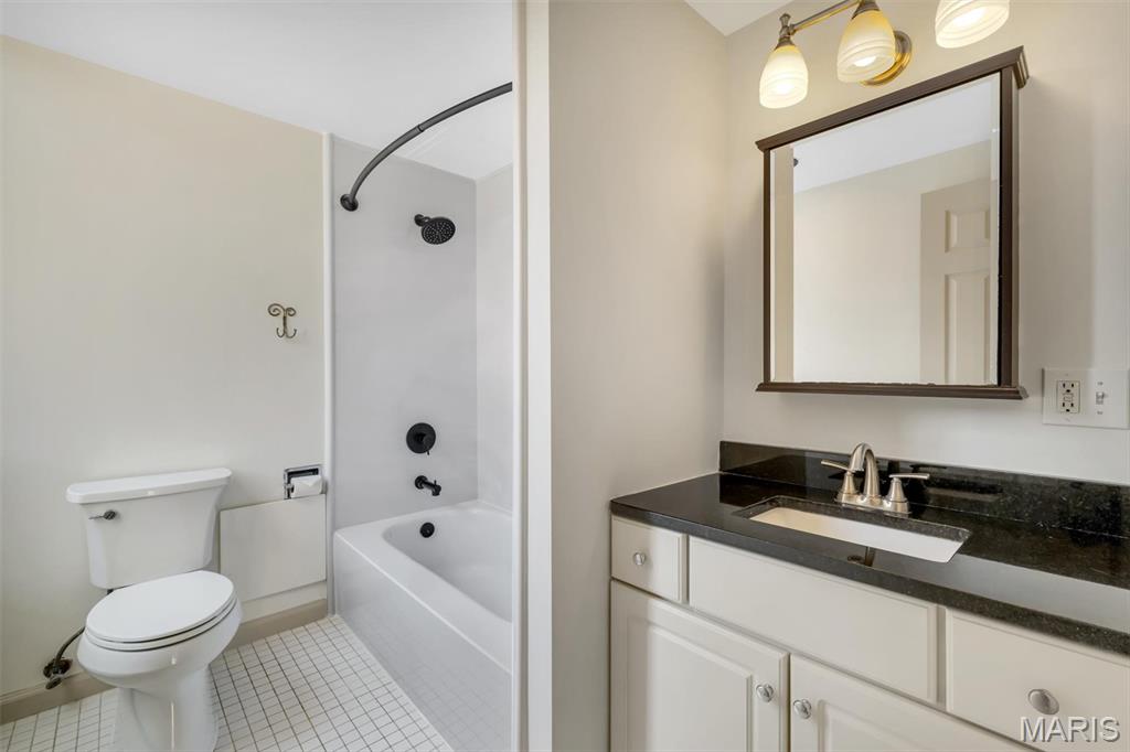 Park Tower Condo - Residential