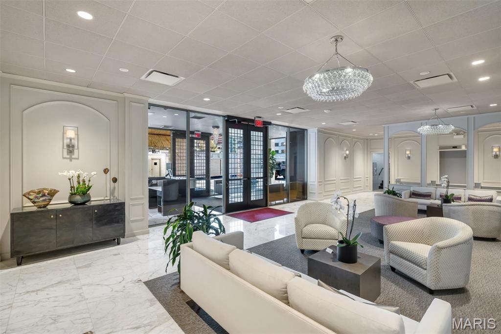 Park Tower Condo - Residential