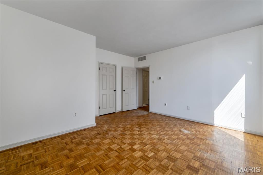 Park Tower Condo - Residential