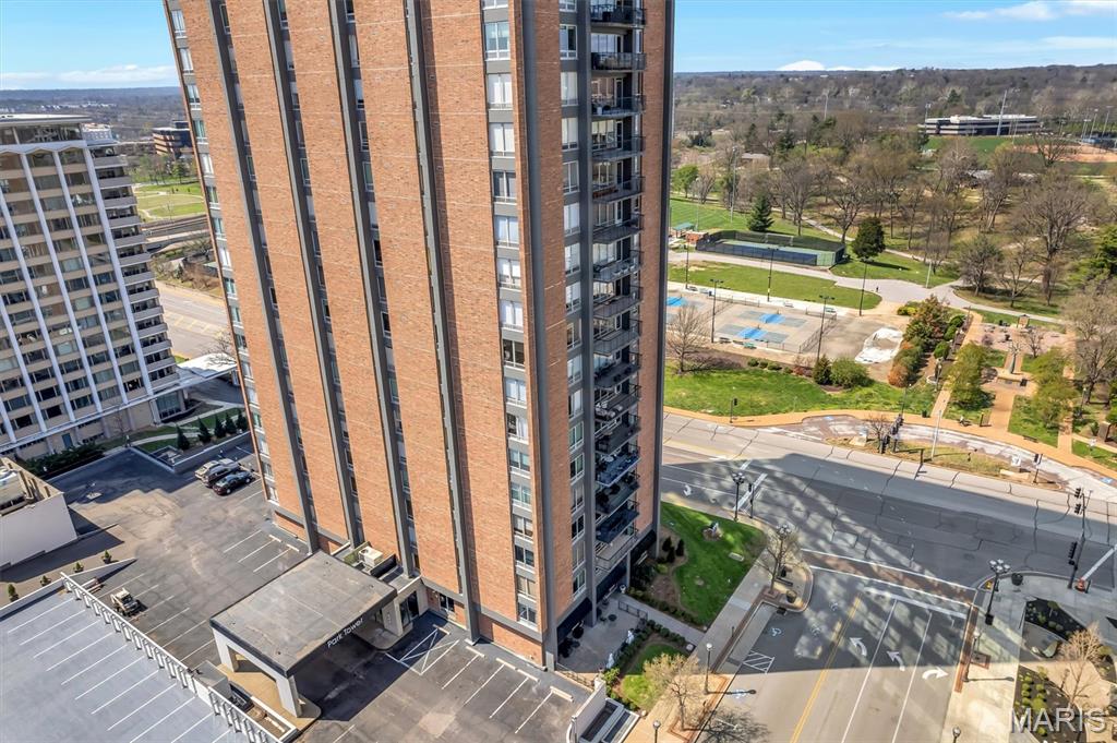 Park Tower Condo - Residential