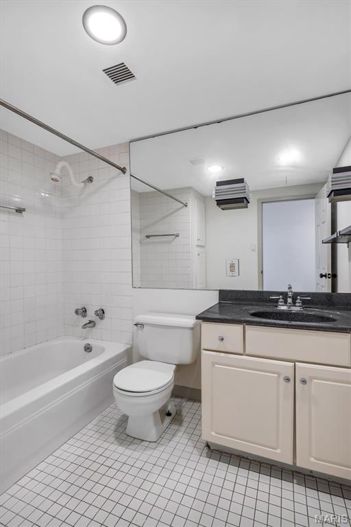 Park Tower Condo - Residential