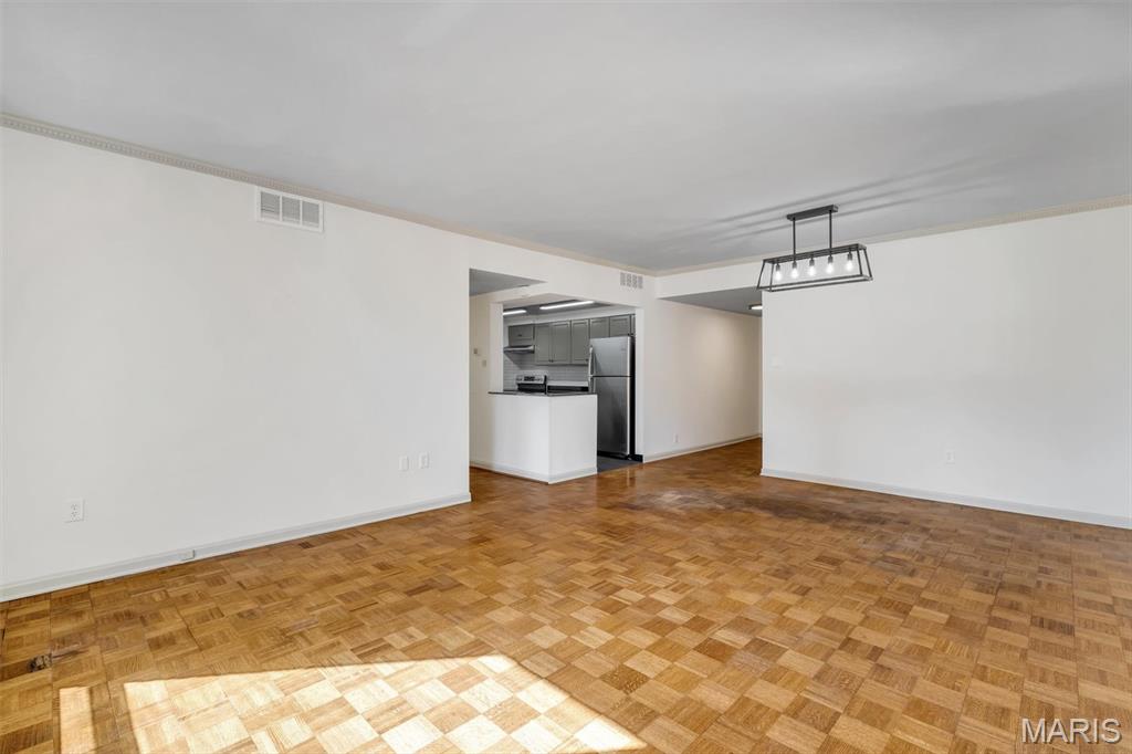 Park Tower Condo - Residential