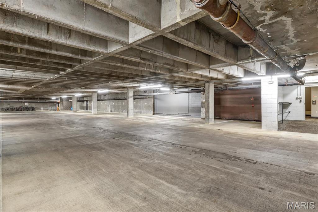 Park Tower Condo - Residential