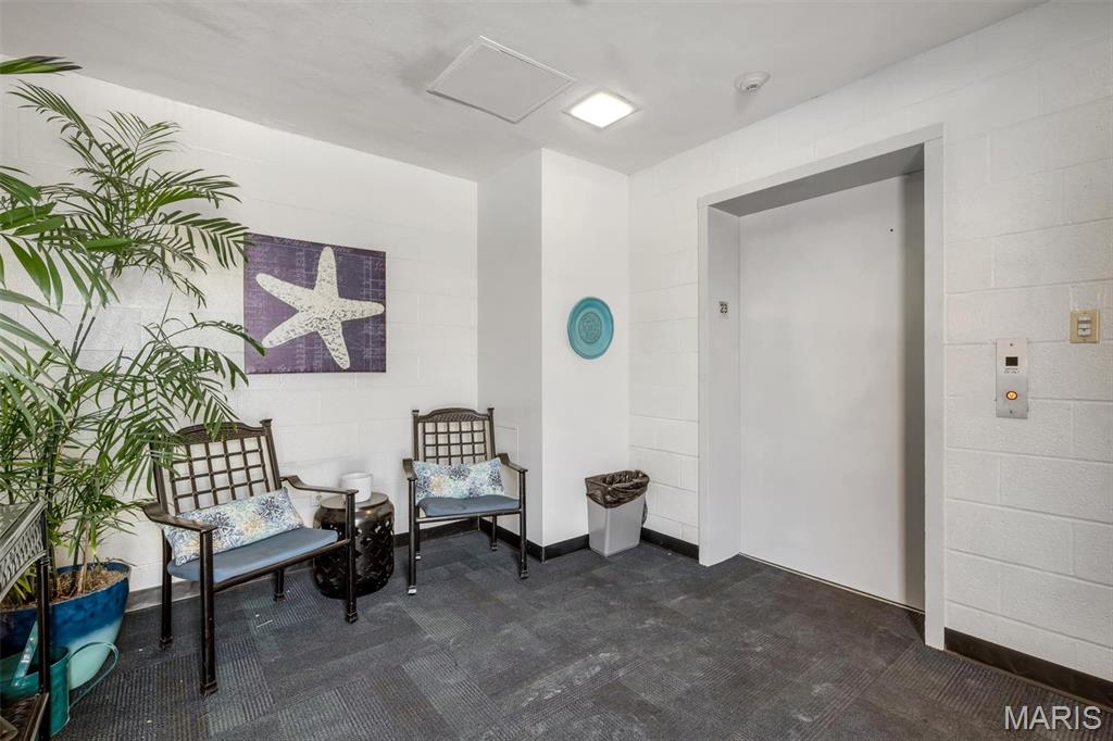 Park Tower Condo - Residential