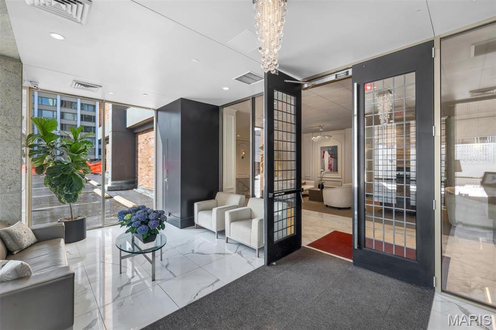 Park Tower Condo - Residential