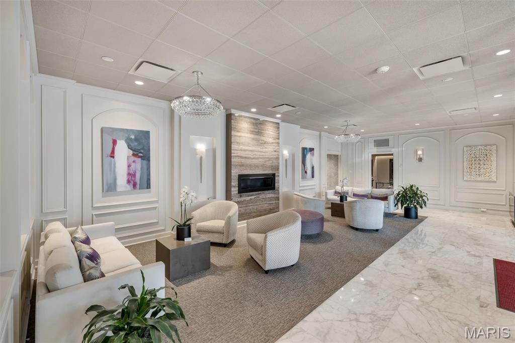 Park Tower Condo - Residential