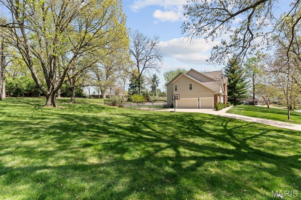 Oak Estates - Residential