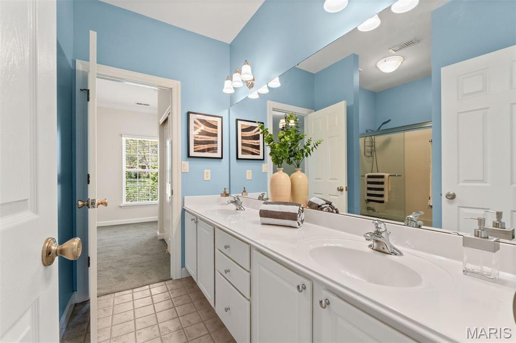 Oak Estates - Residential