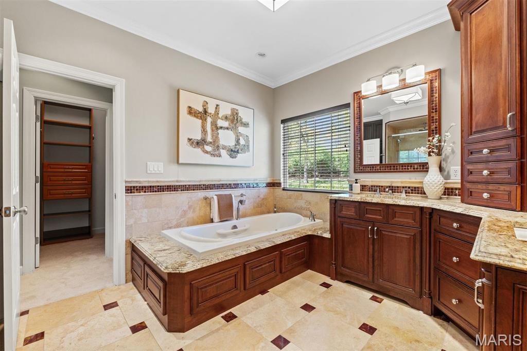 Oak Estates - Residential