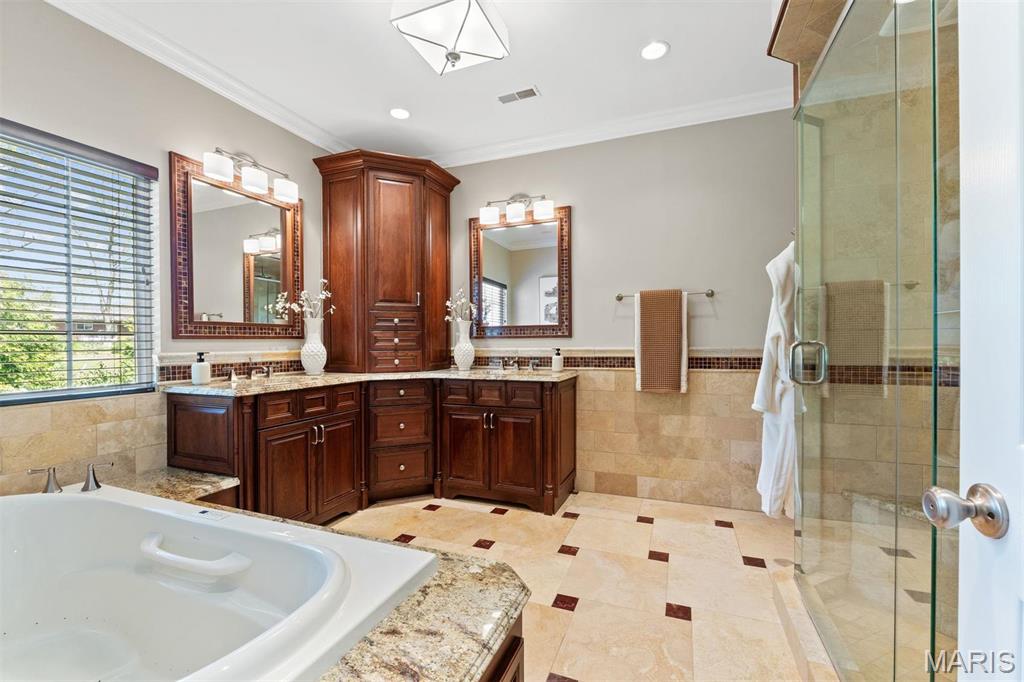 Oak Estates - Residential