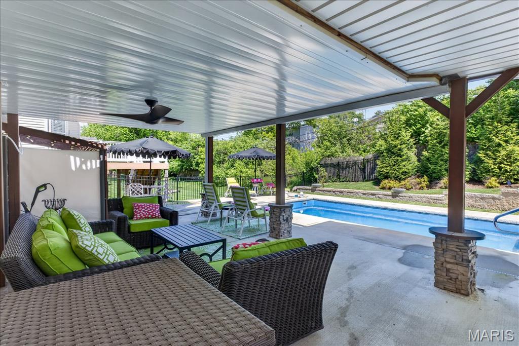 Villas At Greystone The - Residential