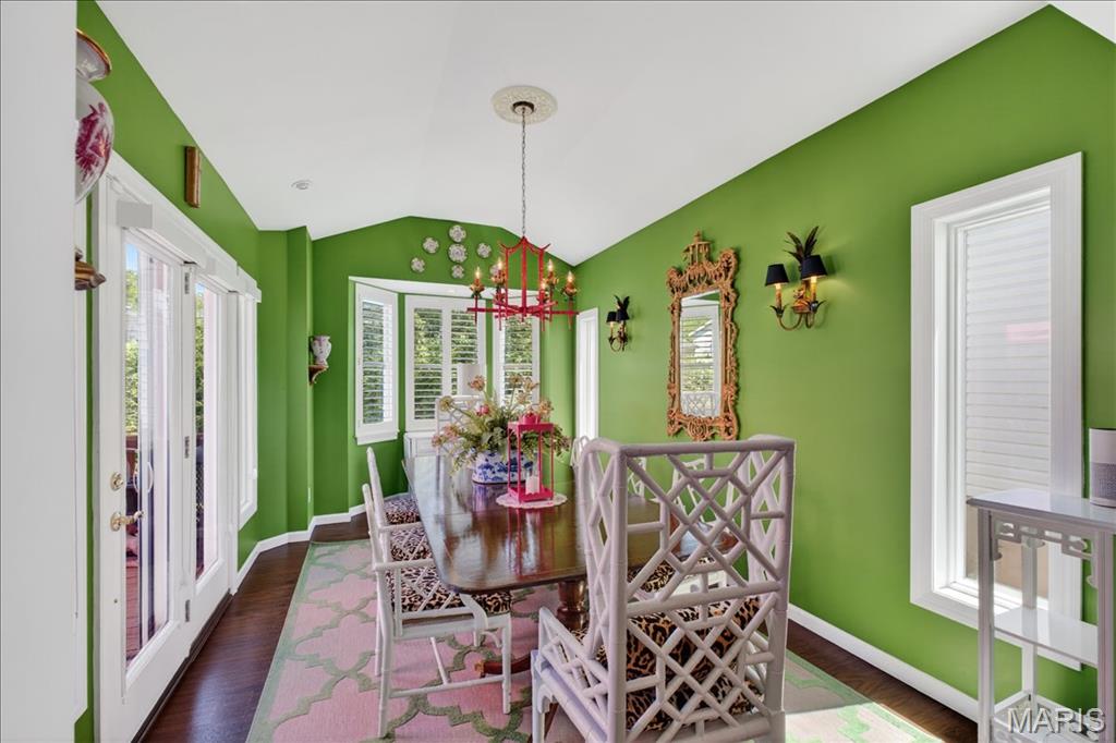 Villas At Greystone The - Residential