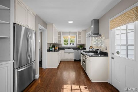 Tiny photo for 664 Hawbrook Avenue, Kirkwood, MO 63122 (MLS # 25066013)