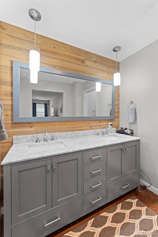 St Louis, Missouri 63146, United States, 4 Bedrooms Bedrooms, ,3 BathroomsBathrooms,Residential,Coming Soon,255146