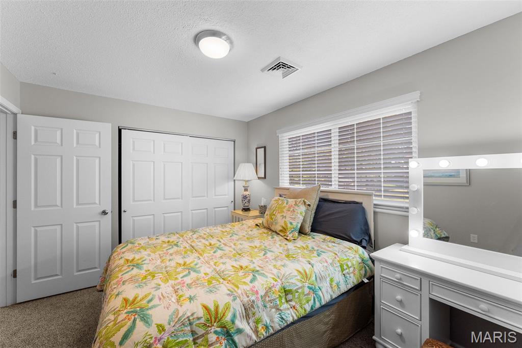 St Louis, Missouri 63146, United States, 4 Bedrooms Bedrooms, ,3 BathroomsBathrooms,Residential,Coming Soon,255146