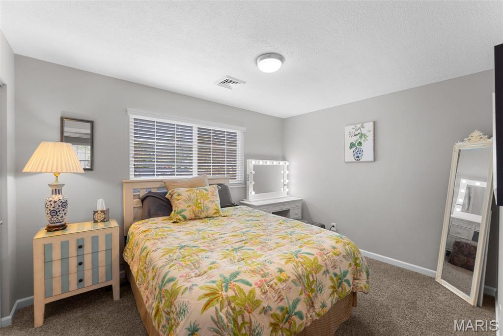 St Louis, Missouri 63146, United States, 4 Bedrooms Bedrooms, ,3 BathroomsBathrooms,Residential,Coming Soon,255146