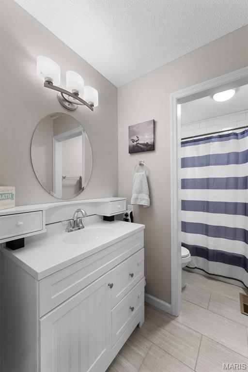 St Louis, Missouri 63146, United States, 4 Bedrooms Bedrooms, ,3 BathroomsBathrooms,Residential,Coming Soon,255146