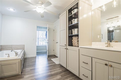 Tiny photo for 215 Ruth Harris LN, Poplar Bluff, MO 63901 (MLS # 26058654)