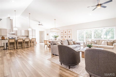 Tiny photo for 215 Ruth Harris LN, Poplar Bluff, MO 63901 (MLS # 26058654)
