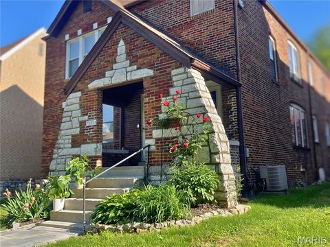 Tiny photo for 7104 Tulane Avenue #2, St Louis, MO 63130 (MLS # 26022194)