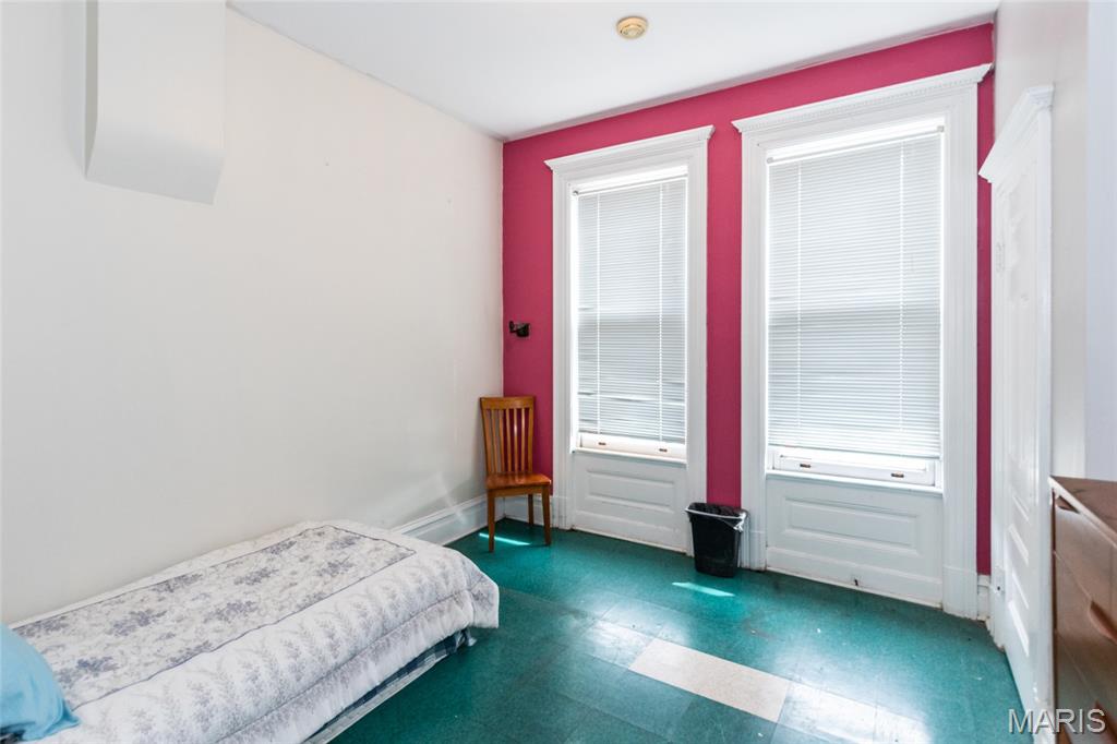 St Louis, Missouri 63107, United States, 8 Bedrooms Bedrooms, ,3 BathroomsBathrooms,Residential,Active,156939