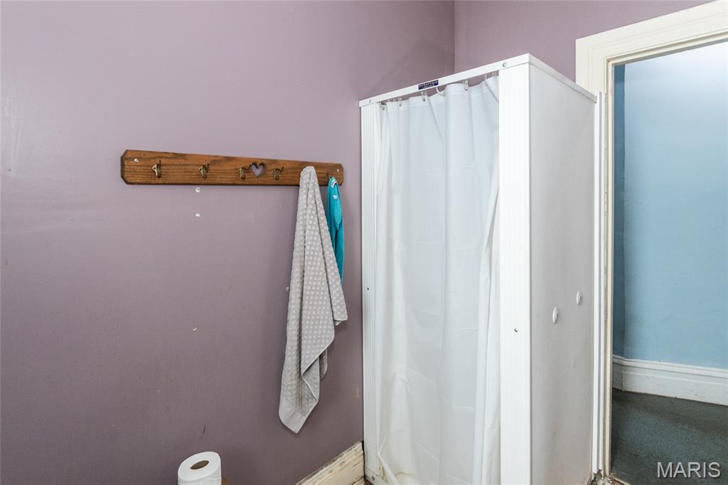 St Louis, Missouri 63107, United States, 8 Bedrooms Bedrooms, ,3 BathroomsBathrooms,Residential,Active,156939