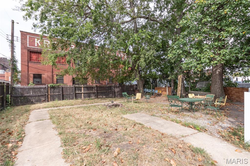 St Louis, Missouri 63107, United States, 8 Bedrooms Bedrooms, ,3 BathroomsBathrooms,Residential,Active,156939