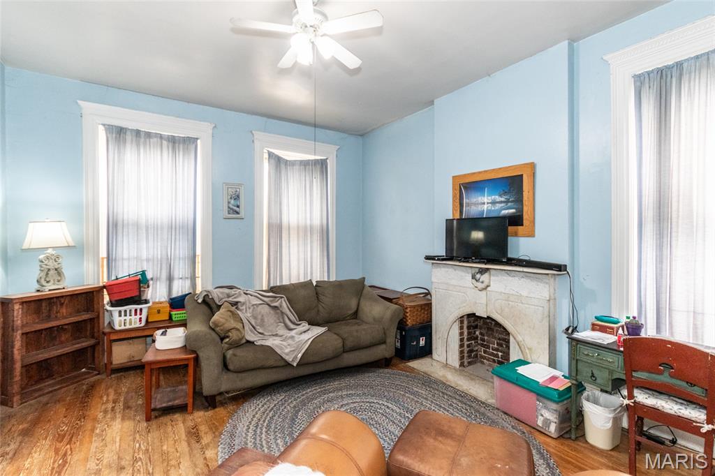 St Louis, Missouri 63107, United States, 8 Bedrooms Bedrooms, ,3 BathroomsBathrooms,Residential,Active,156939