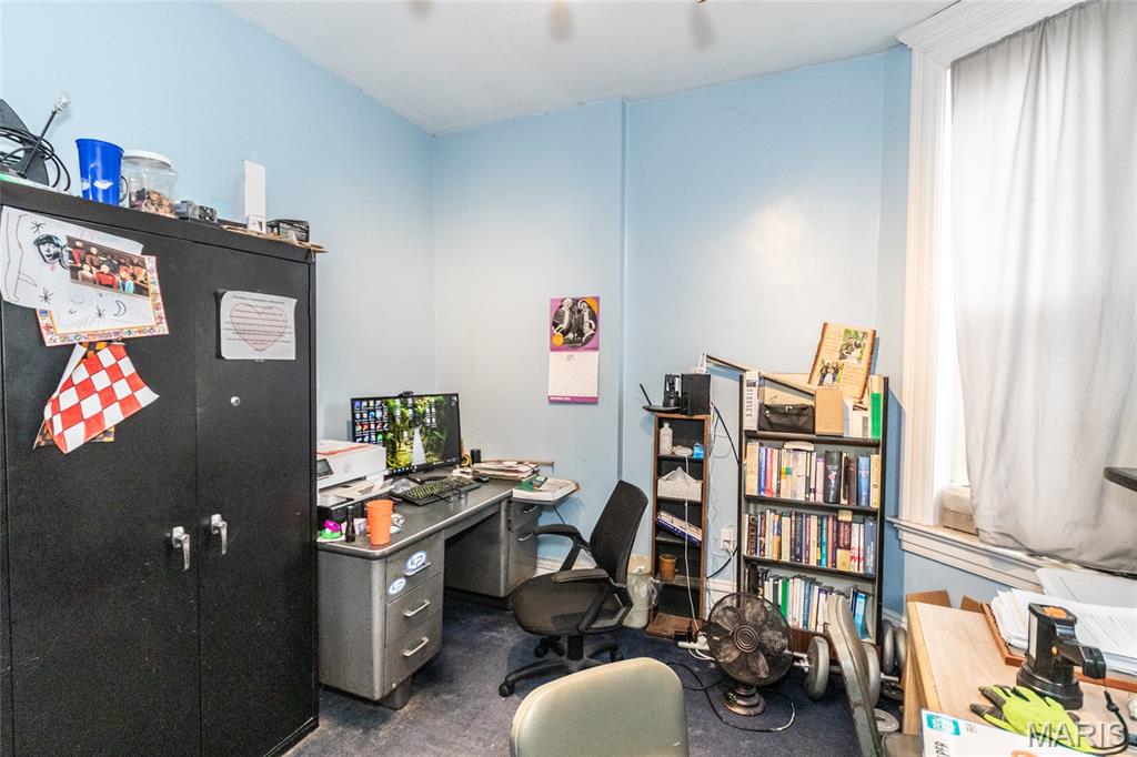 St Louis, Missouri 63107, United States, 8 Bedrooms Bedrooms, ,3 BathroomsBathrooms,Residential,Active,156939