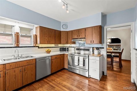 Tiny photo for 5347 Tholozan Avenue, St Louis, MO 63109 (MLS # 26022507)