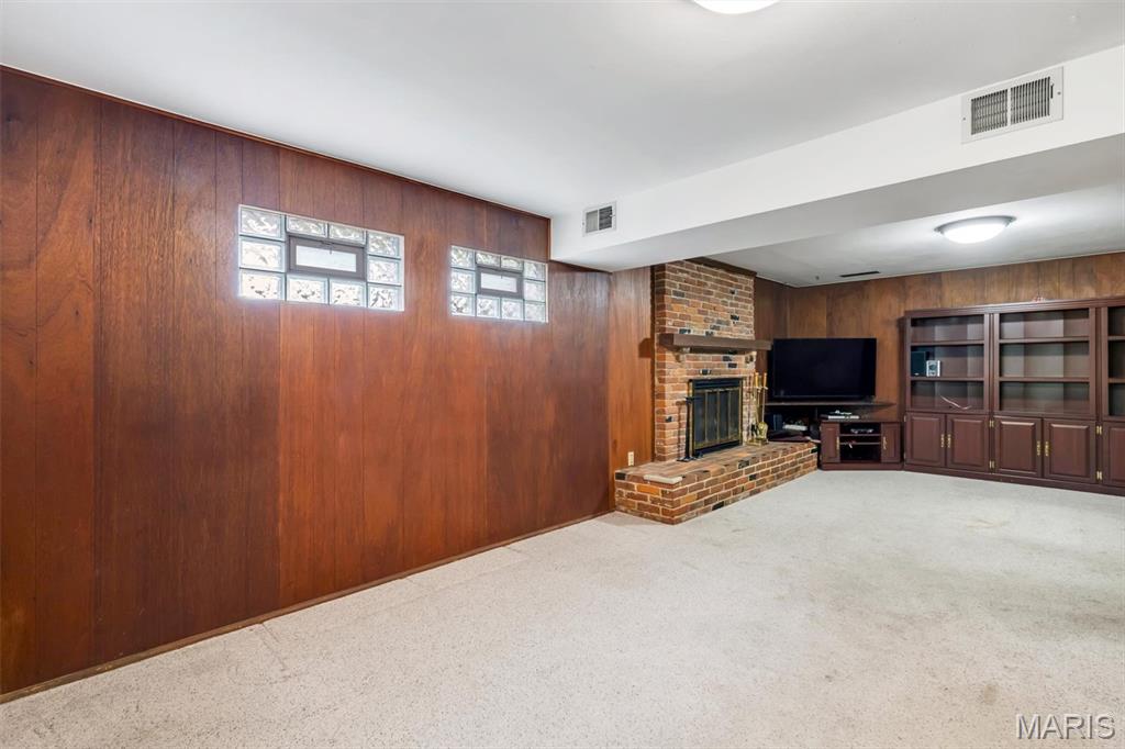 Fox Creek - Residential