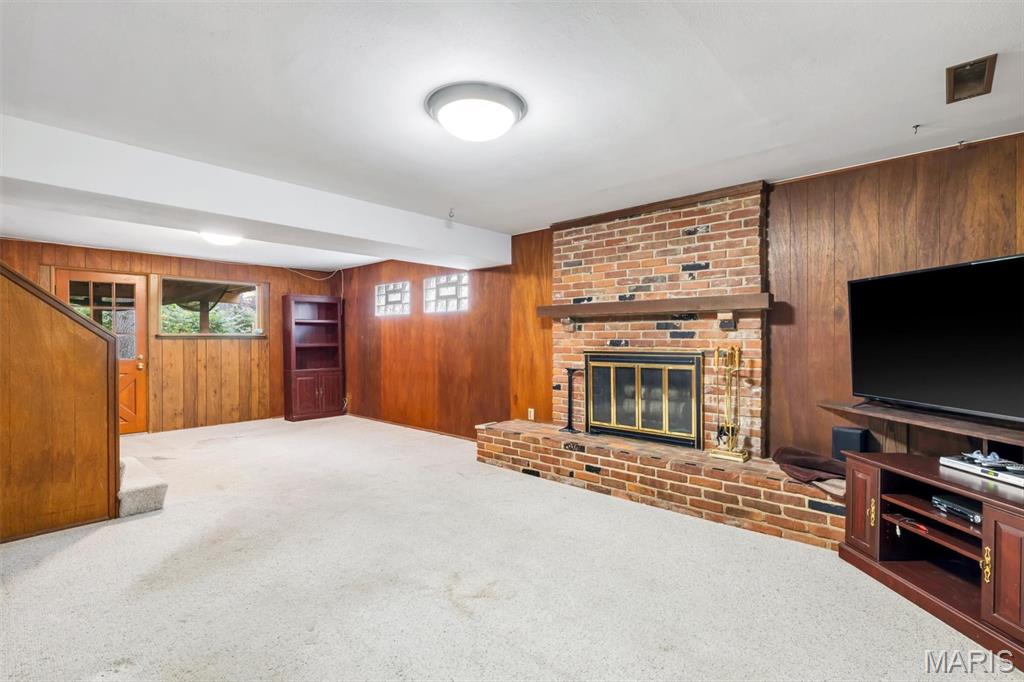 Fox Creek - Residential