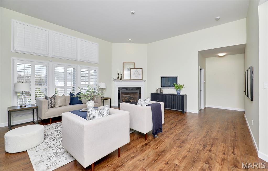 2437 August Grove Court