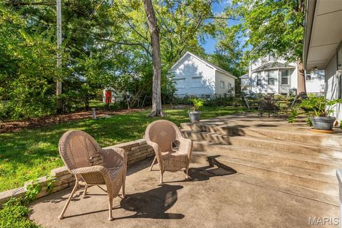 Tiny photo for 725 Brookridge Drive, Webster Groves, MO 63119 (MLS # 25067229)