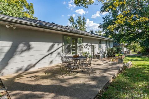 Tiny photo for 725 Brookridge Drive, Webster Groves, MO 63119 (MLS # 25067229)