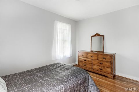 Tiny photo for 725 Brookridge Drive, Webster Groves, MO 63119 (MLS # 25067229)