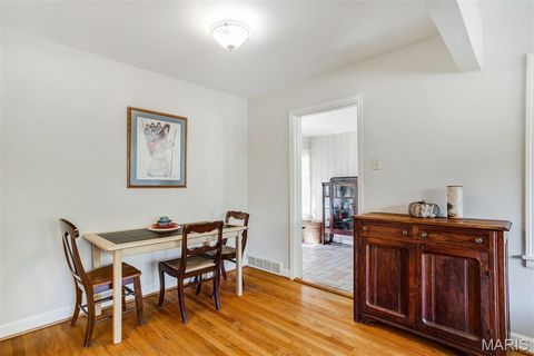 Tiny photo for 725 Brookridge Drive, Webster Groves, MO 63119 (MLS # 25067229)