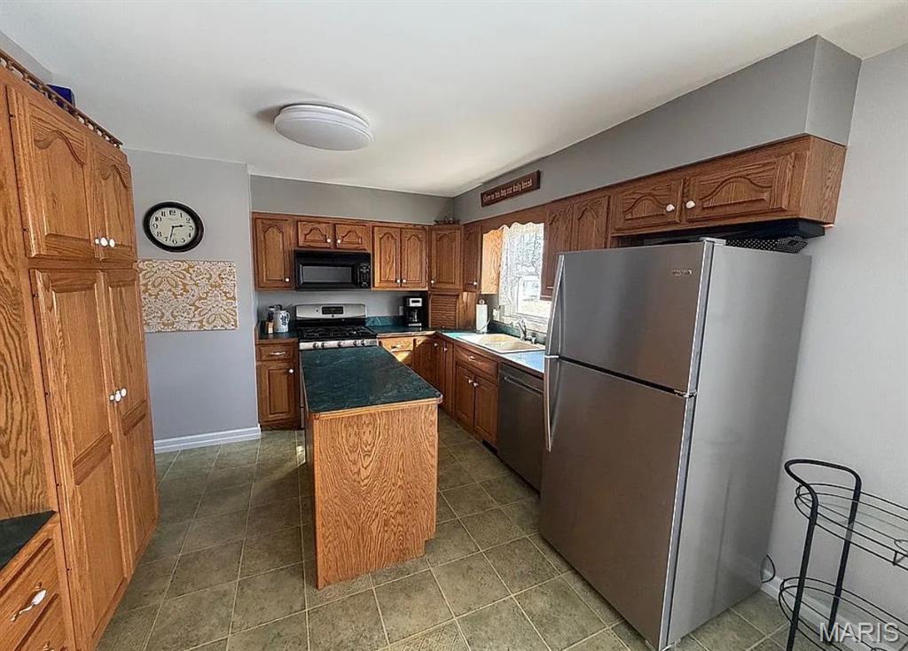 Clyde Barnes Add - Residential