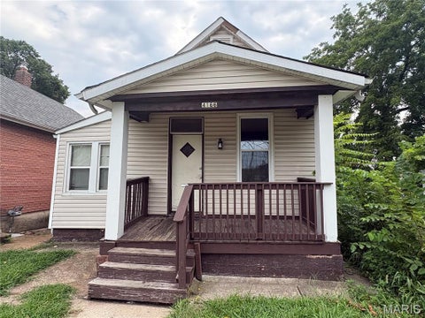 Photo of 4166 Osceola Street, St Louis, MO 63116 (MLS # 26057163)