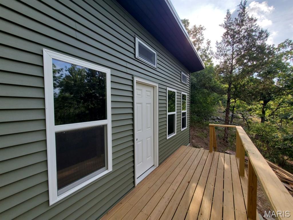 Murdock Crumb Sub - Land