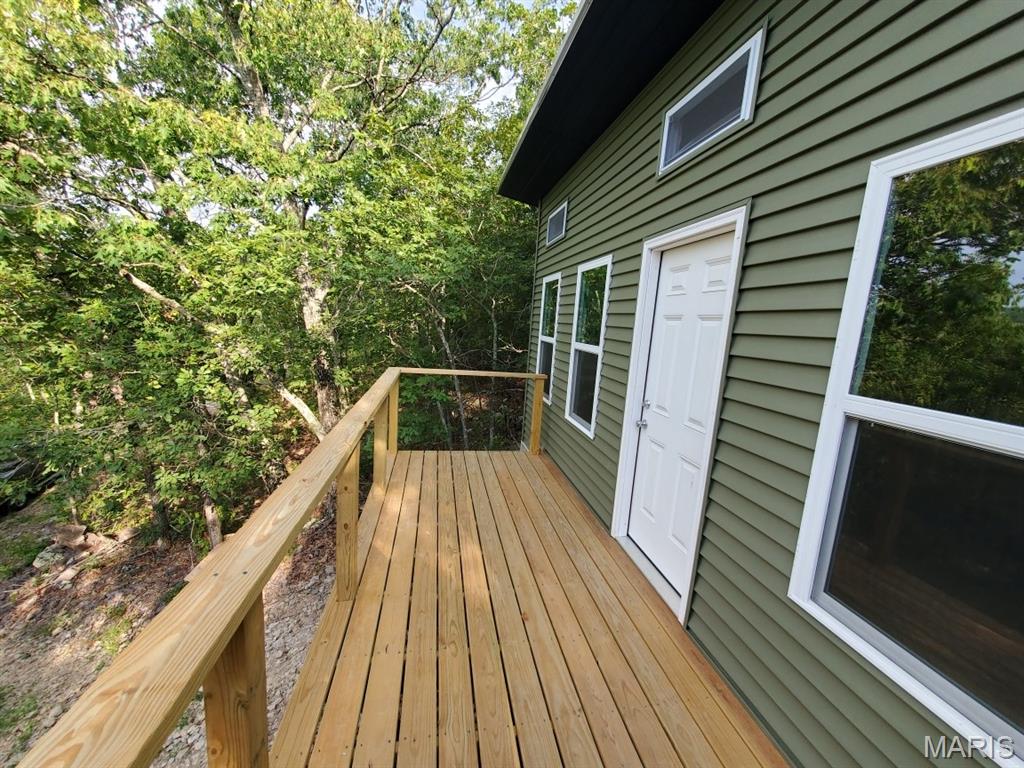 Murdock Crumb Sub - Land