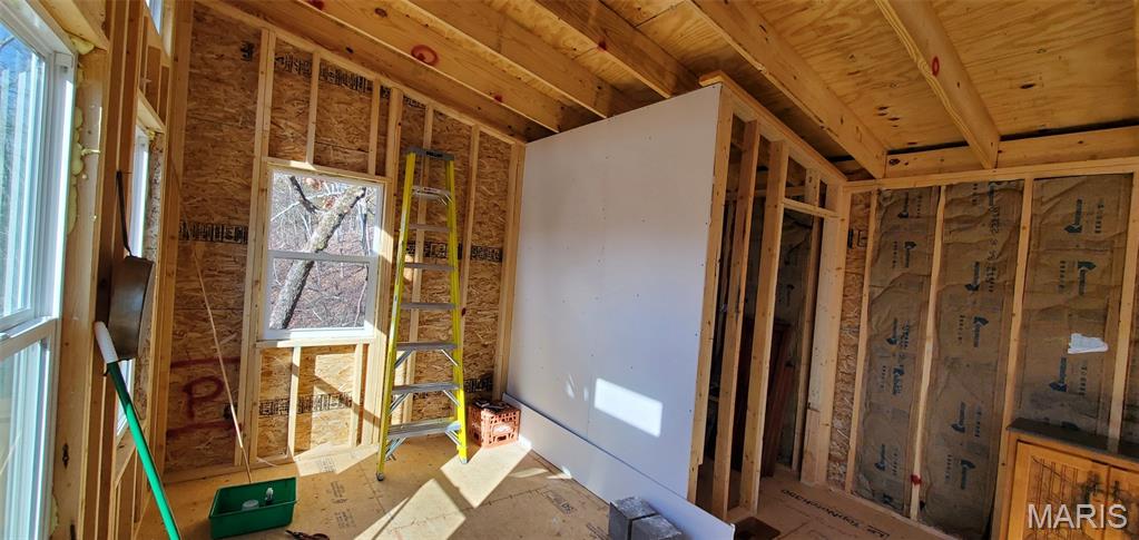 Murdock Crumb Sub - Land