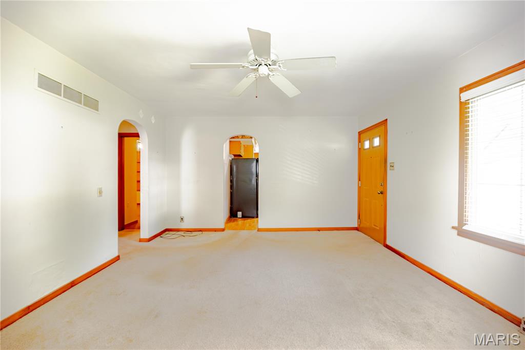 527 Metzger Avenue