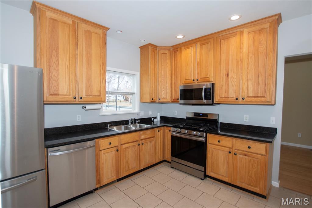 Hull Add - Residential Lease