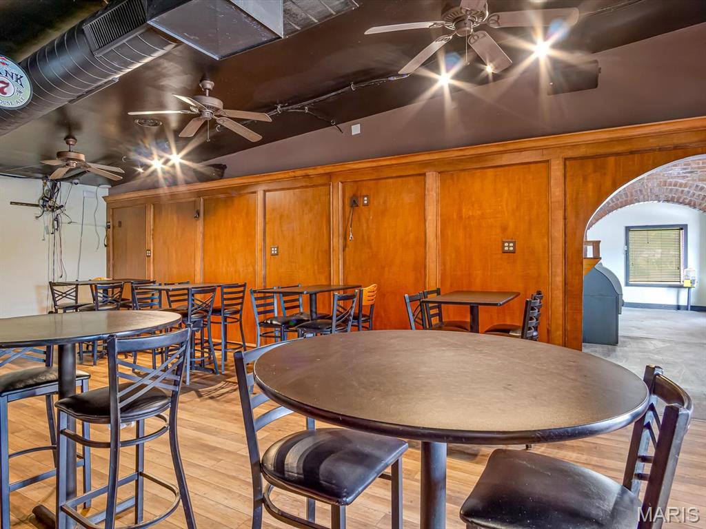 Jj Clarks - Commercial Sale