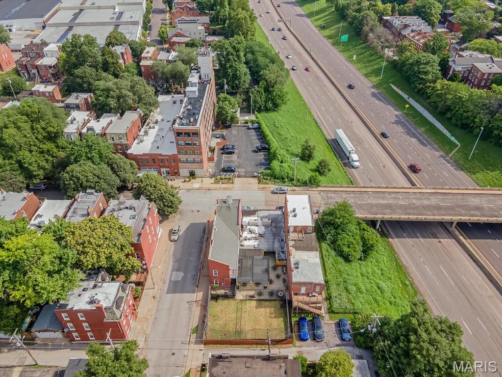 Jj Clarks - Commercial Sale