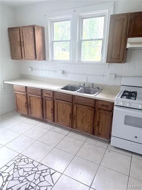 Tiny photo for 5216 Davison Avenue, St Louis, MO 63120 (MLS # 26030882)