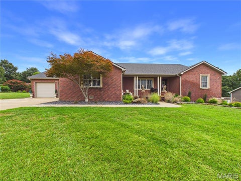 Photo of 15302 Springhill Drive, Dexter, MO 63841 (MLS # 26058920)